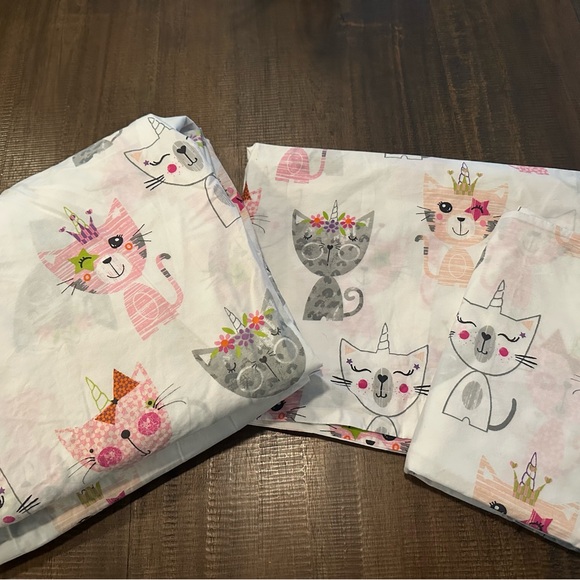 The Company Store Unicorn Kitty Print Bedding Set - White, Pink, Gray - Picture 2 of 5